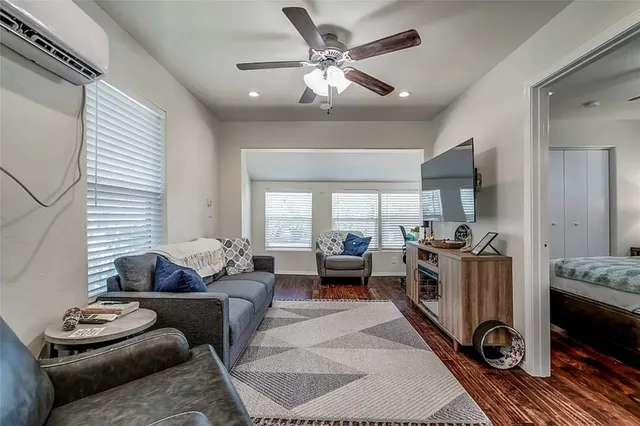 Historic Miller Neighborhood Apartment