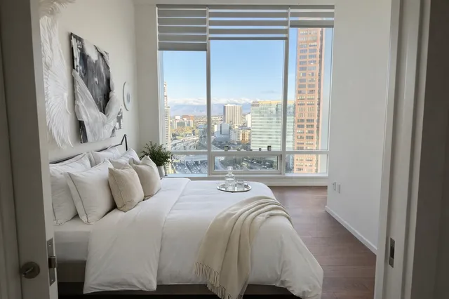 The Glass Skyline | Luxury LA Loft