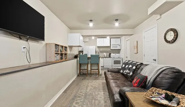1 BEDROOM 1 BATH BASEMENT APARTMENT