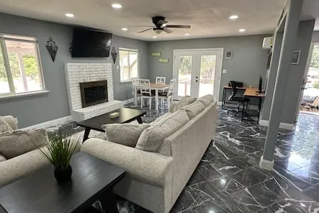 Sacramento River Retreat!