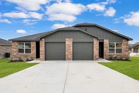 3/2 Modern Home B-mins from Austin