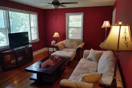 3/1.5 house in Cayce Close to USC, Ft Jackson, CAE