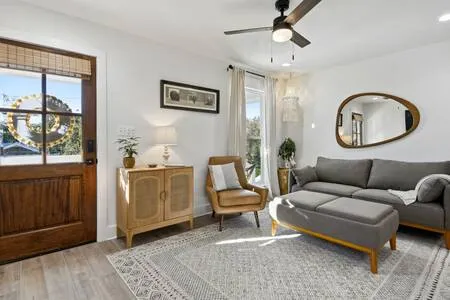 Vacation Rental in Old Town 2bd/2bth home