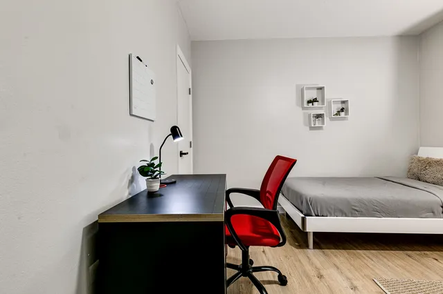 Vir7 - Stylish 2BR Apartment Near Miami Airport