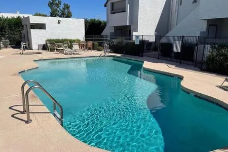 Walkable 2BR in Old Town w/ Pool + More