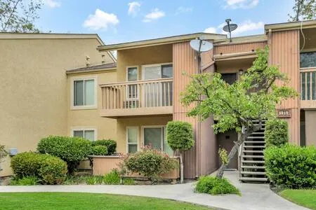 Modern 1 BR, Near Hospitals, Patio, Pets OK