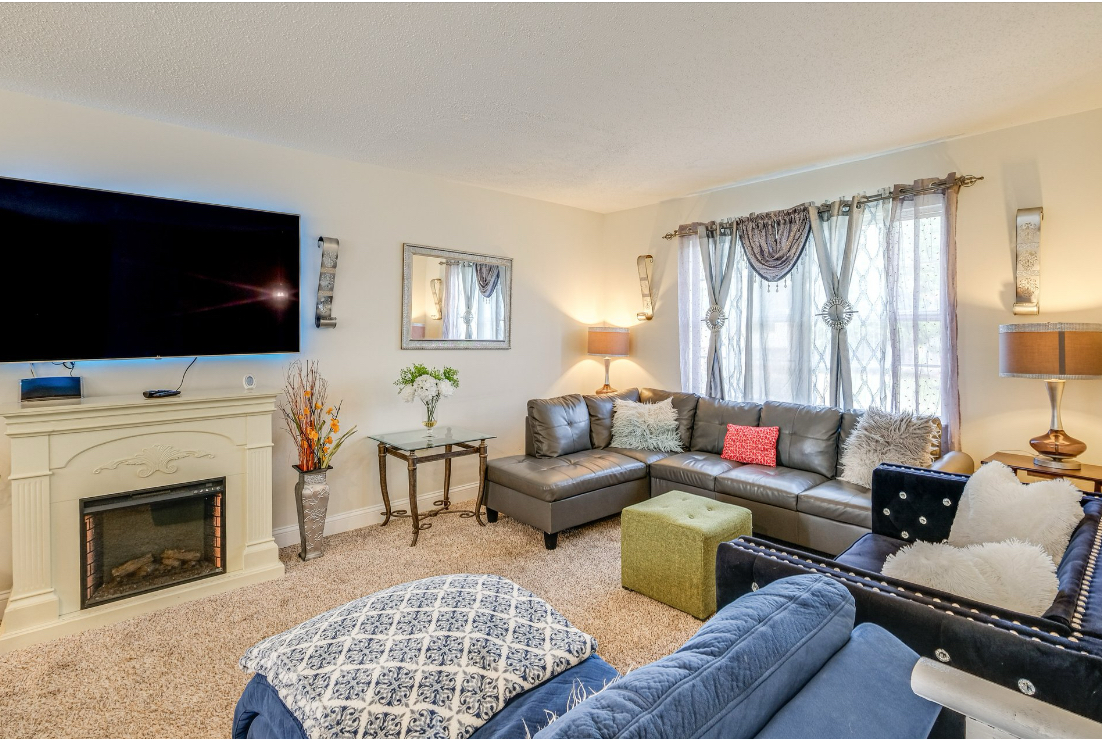 Spacious 5BR Home Near DC & Arlington | sleeps 6
