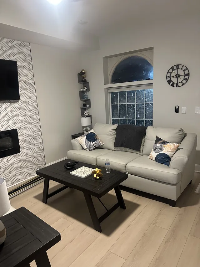 Modern 4BR-Near Harbor, Stadiums, & More