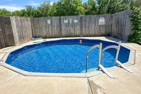 Private Home with Ping Pong | Sleeps 6 | Fort Wort