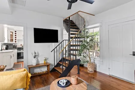 Downtown Loft • 4 min to Riverwalk • VIP Parking