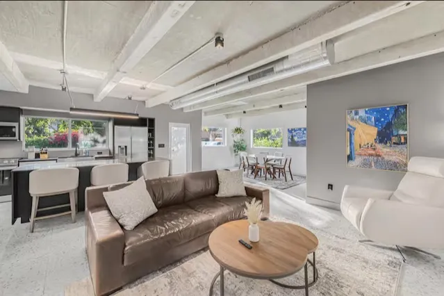 Quiet luxury near Coral Gables Miami