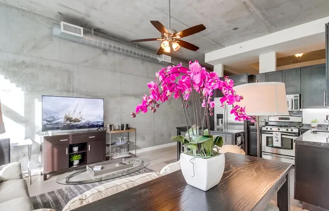 1025 Island Ave unit 205 San Diego 92101