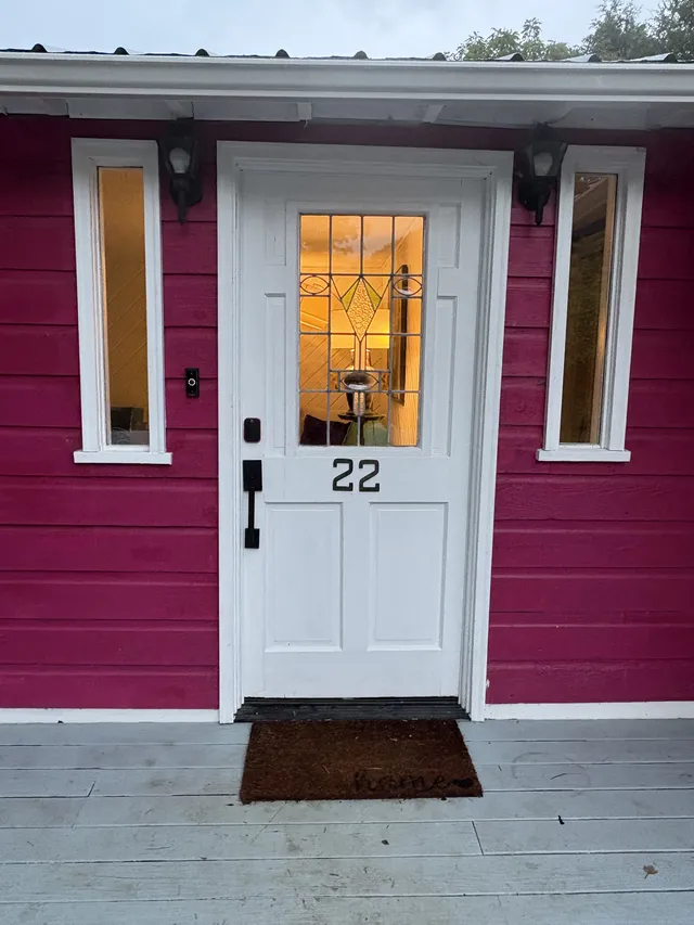 Peaceful Vintage Charm in North Asheville