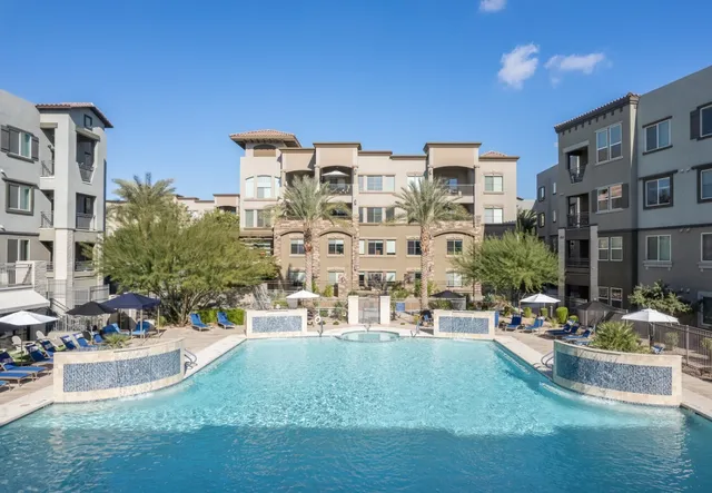 Stunning Resort Apt | Gym | Pool | Desert Ridge