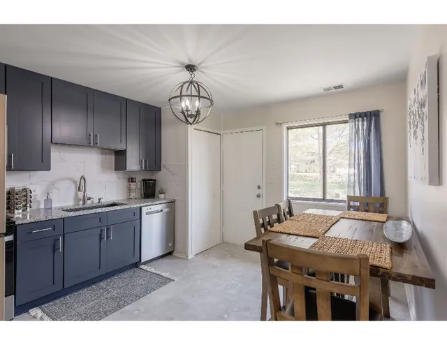 Call for Discounts KC Charm 2 bedroom with garage