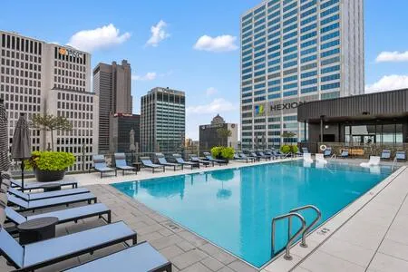 The Cathedral | Garage Parking | Long Stay Perks!