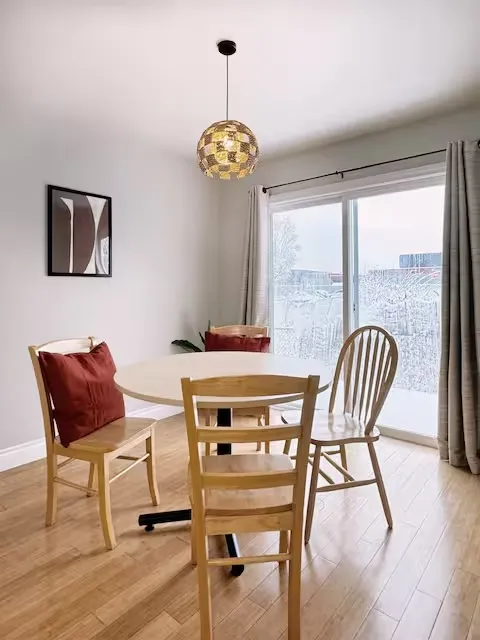 Warm and Cozy 2bedroom Townhouse