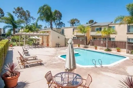 Quiet 1BR, Pool, Parking, Washer/Dryer, Pets OK
