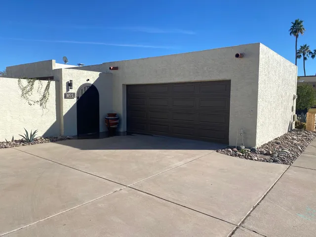 Stylish Modern Retreat, Mesa Gem, Private Pool