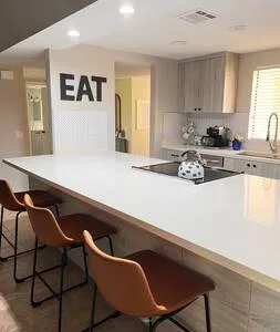 Desert Condo | Summer Stay 30 Day–6 Month Stay