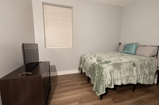 Pristine 3bdr/2ba Condo near UChicago