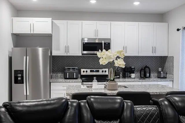Modern 3 Bedroom, 2 Bath Fully Furnished Home