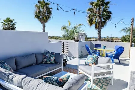 Surfside Beach Escape