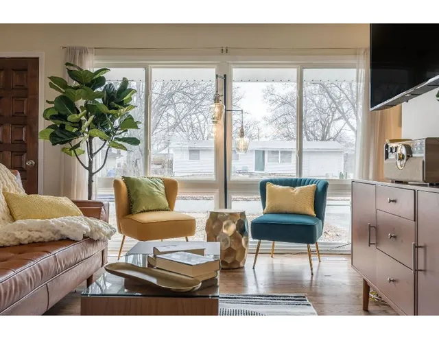 Restoration Retreat Corp/Transitional;Pet Friendly