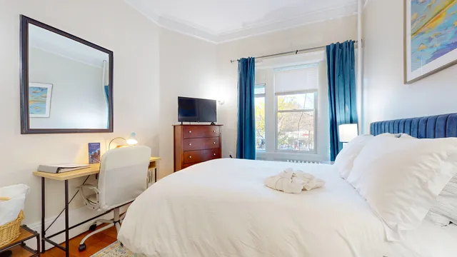 Private Room, walk to Hosp, Fenway, BU, Transport
