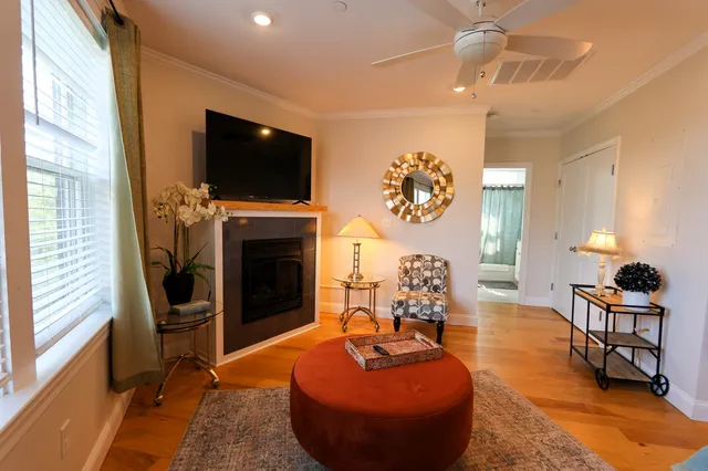 New Spacious 2-Bed, 2-Bath unit w/ Elevator