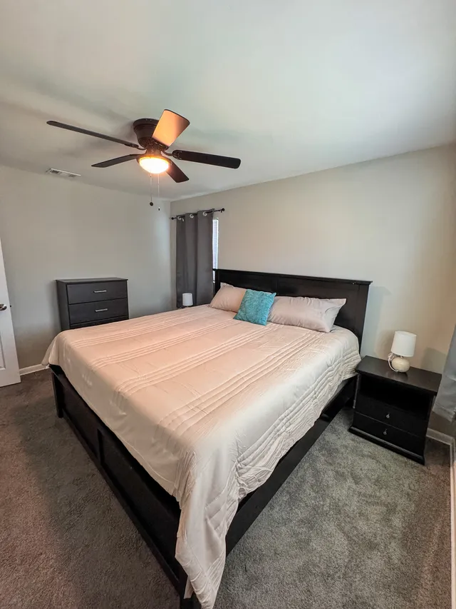 Cozy 3-bedroom house in peaceful Jacksonville with