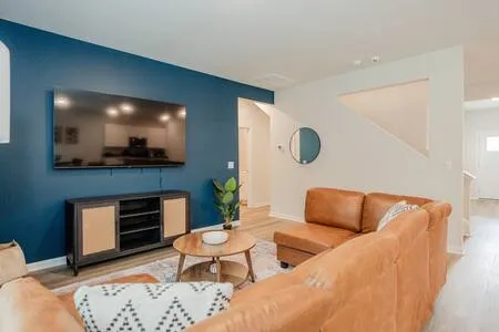 5BR/3B, Sleeps 13, Pets+, Garage  - Blue