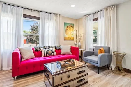 Downtown Zen | Renovated Cottage in Centerville OH