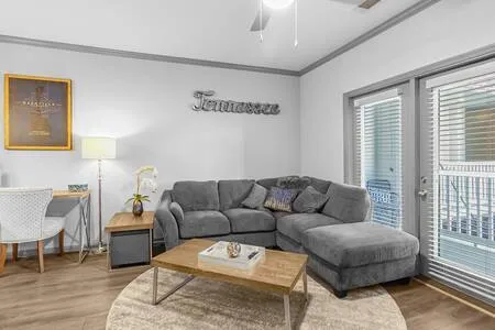 Quiet Haven 1BR, FREE Prking, Wi-Fi, Near Dntwn
