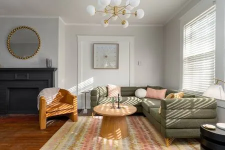 Relaxing, Vibrant and Upscale 1BR/1BA Apartment