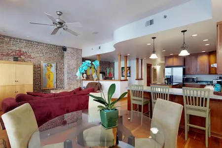Upscale condo we offer 12% wk / 40% month discount