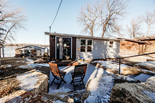 Carnelian Lake Getaway