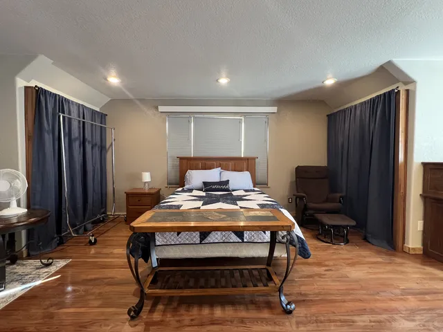 2 Bedroom 2.5 Bath House