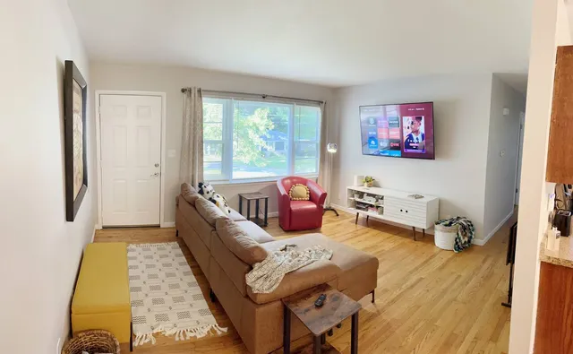 Cheerful 3 Bedroom, Near Stadiums, Pet Friendly