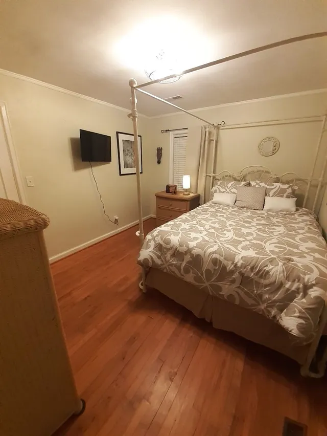 Relaxing Private Room w/ 1.5 baths ATL/Brookhaven