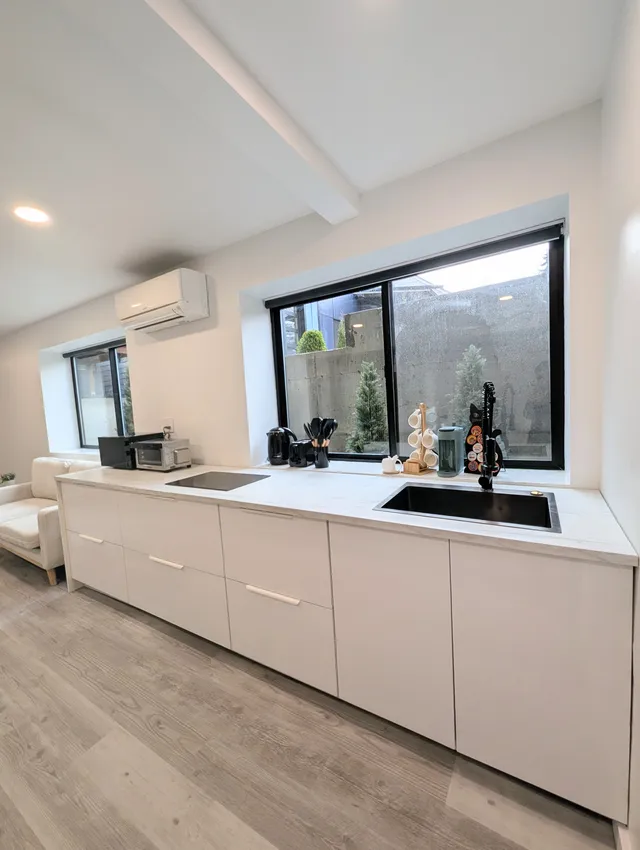 NEW Modern 2Bed1Bath - Providence, Boeing, Kaiser