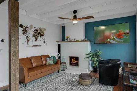 Lakefront Mid Century Modern