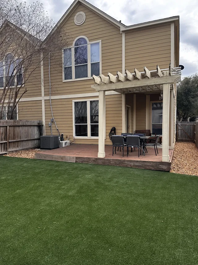 Furnished Home in San Antonio