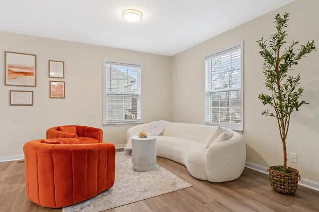 Cozy and Contemporary Cottage | 3BR 2 BA