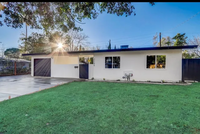 Reseda Retreat Pet Free Corporate Housing
