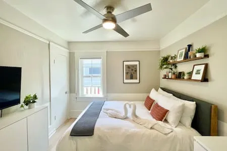 Cute Bungalow w/ AC 5min: Gaslamp-Petco-ConvCenter