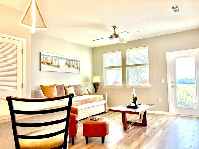 Riverfront Getaway Jax Airport Access