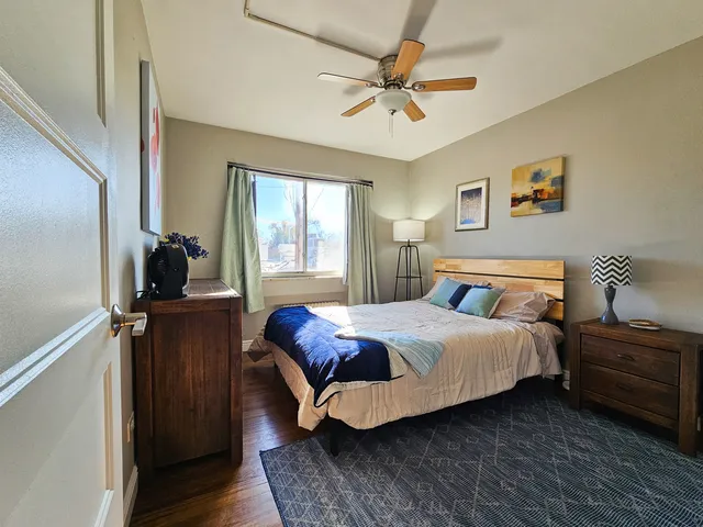 Airy, Peaceful Full Unit 2br Condo/South Park Hill