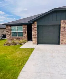 3/2 Furnished Home Min to Austin