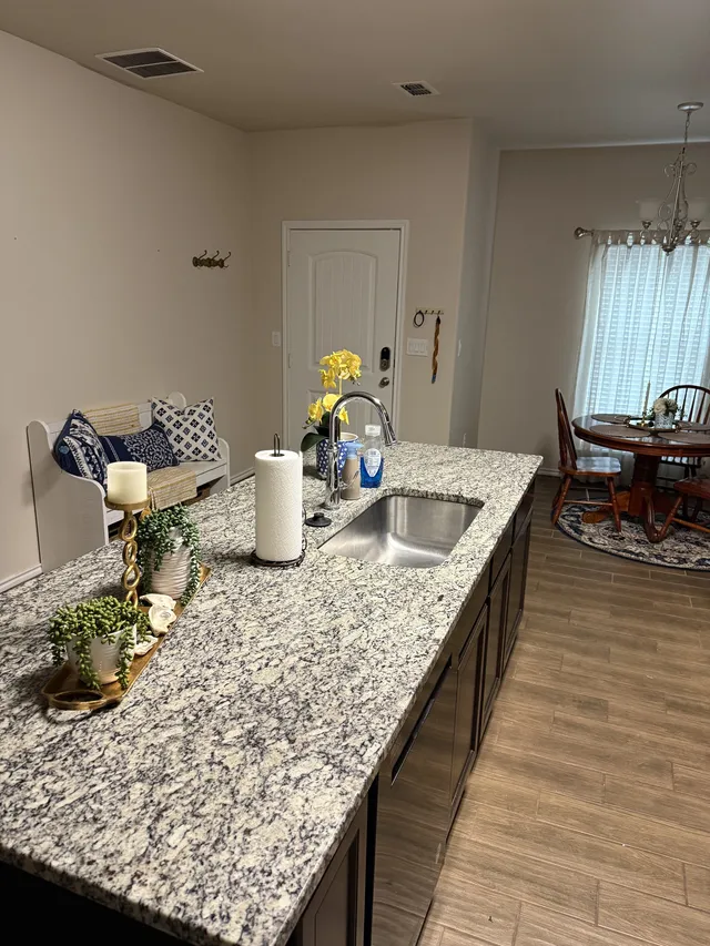 3/2/2 fully furnished home